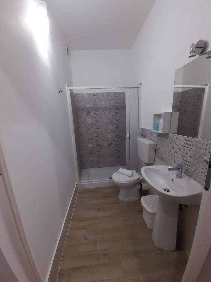Milazzo: La Porta Delle Eolie Bed & Breakfast ภายนอก รูปภาพ