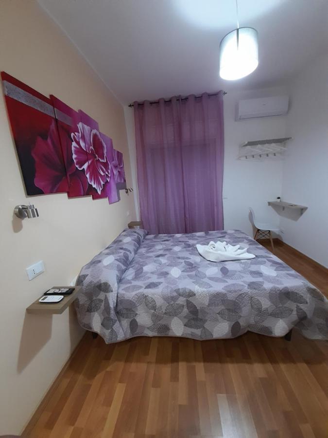 Milazzo: La Porta Delle Eolie Bed & Breakfast ภายนอก รูปภาพ